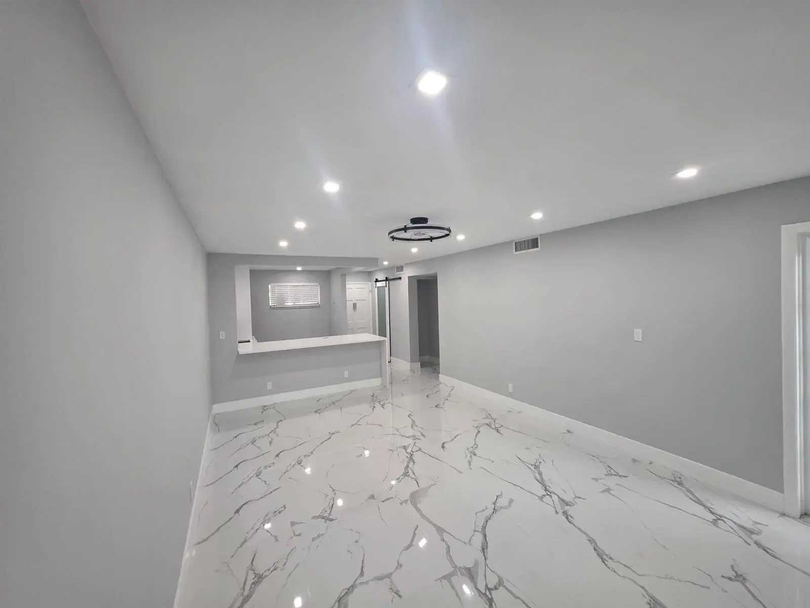 1 bedroom 1 bath Residential for sale at 2682 S GARDEN Drive S # 107, Lake Worth FL 33461