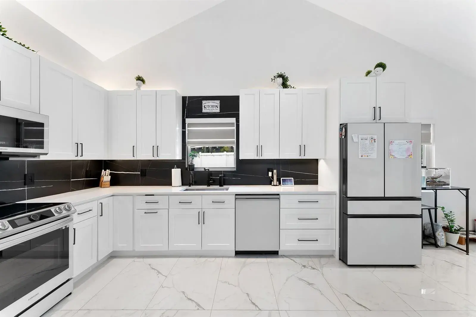 5800 SW 19TH Street, Plantation FL 33317