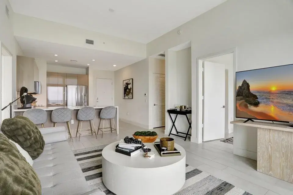 2000 METROPICA Way # 2607, Sunrise FL 33323