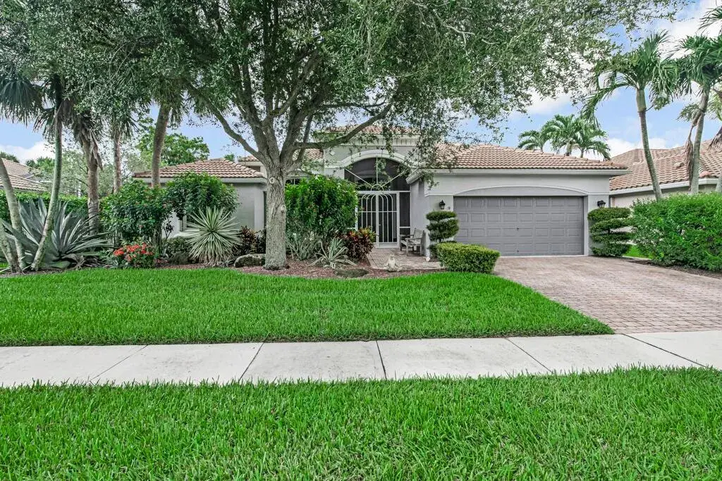4 bedroom 2 bath Residential for sale at 9611 RAVELLO Street, Lake Worth FL 33467