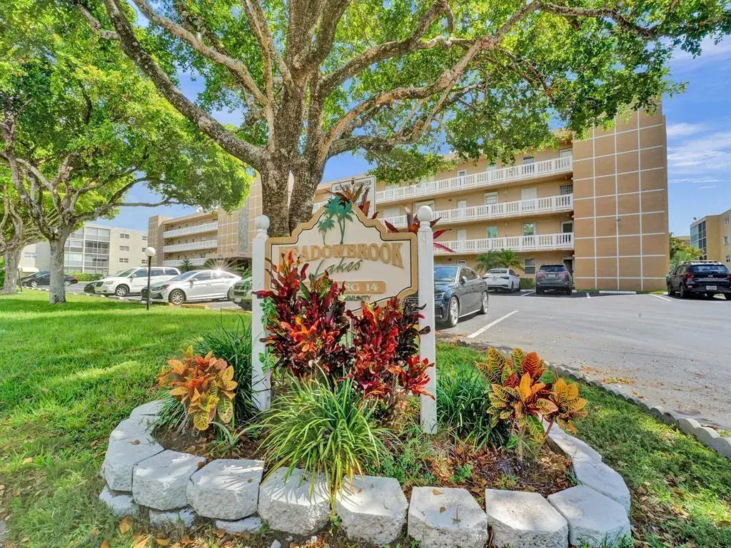 2 bedroom 2 bath Residential for sale at 1025 SE 4th Avenue # 101, Dania Beach FL 33004