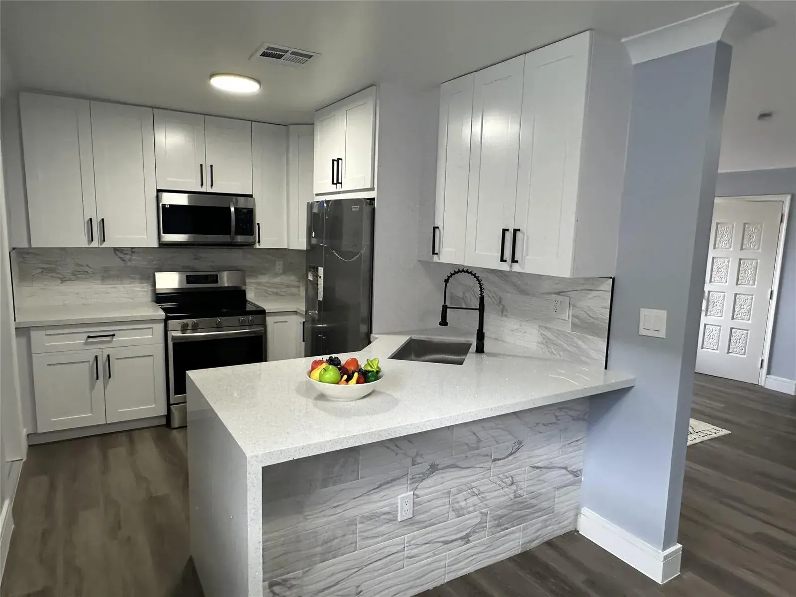 6 bedroom 4 bath Residential Lease for rent at 814 SW 12TH Place, Fort Lauderdale FL 33315