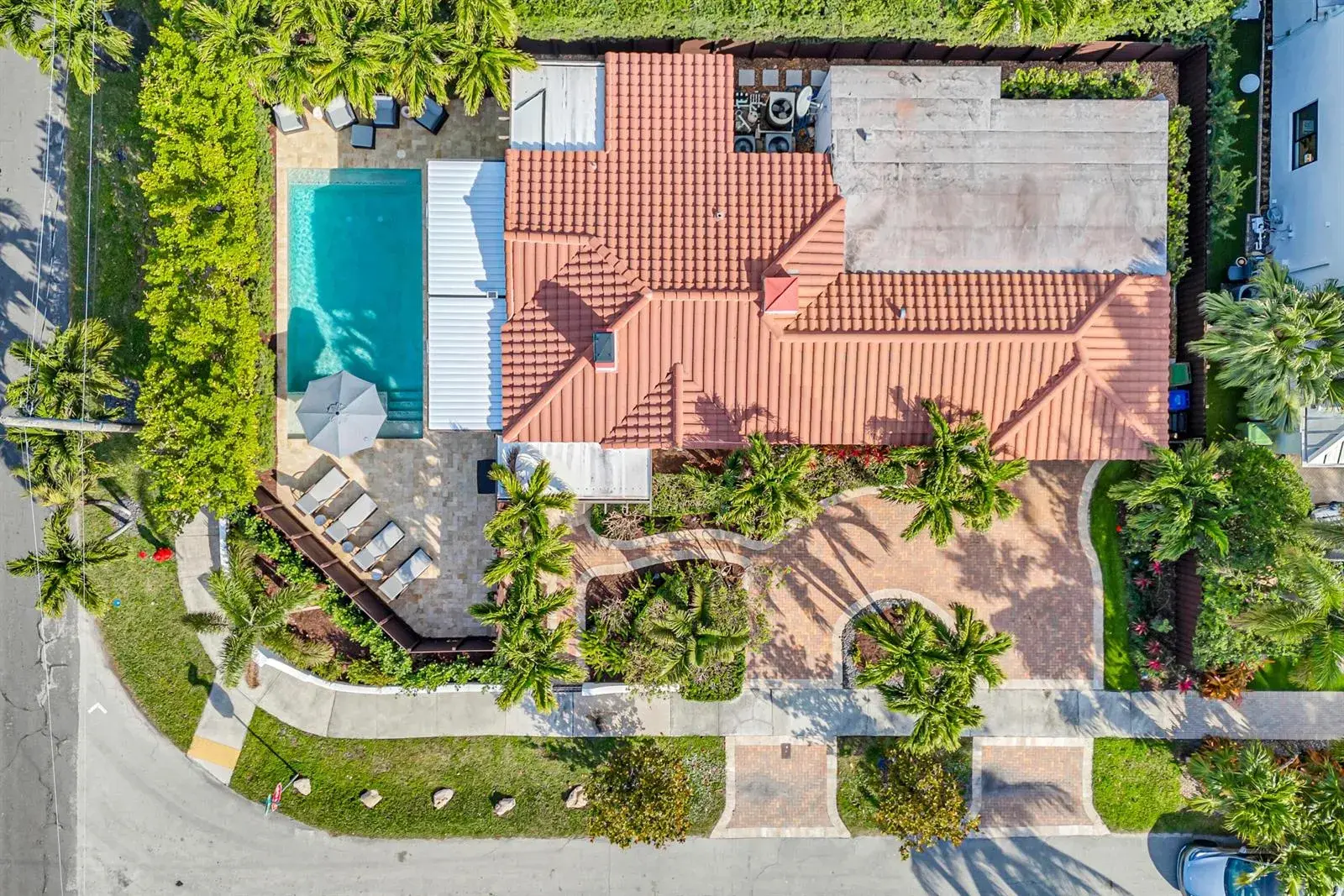 3 bedroom 2 bath Residential Lease for rent at 748 NE 17th Way, Fort Lauderdale FL 33304