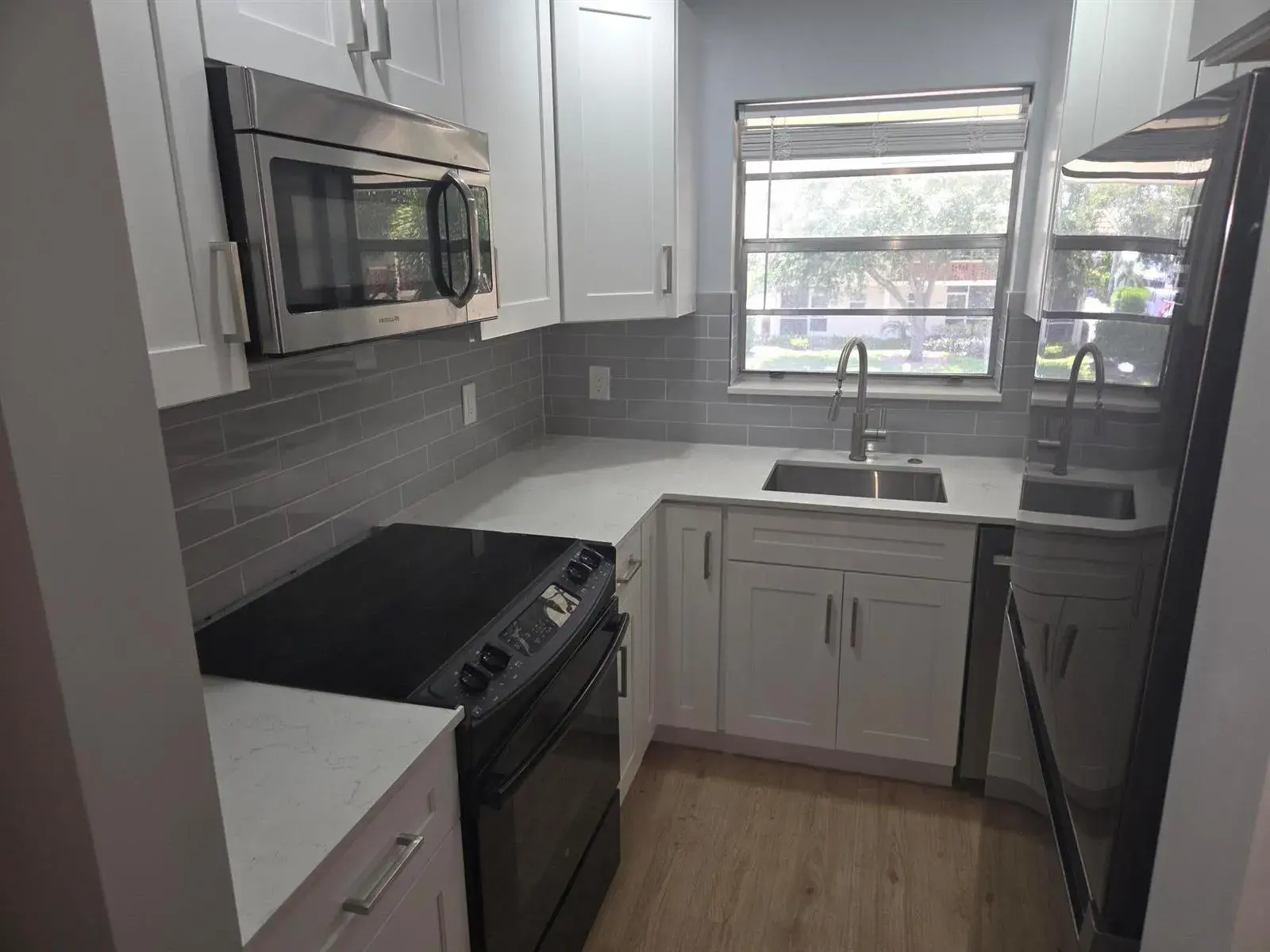 2800 NE 14th St # 217, Pompano Beach FL 33062
