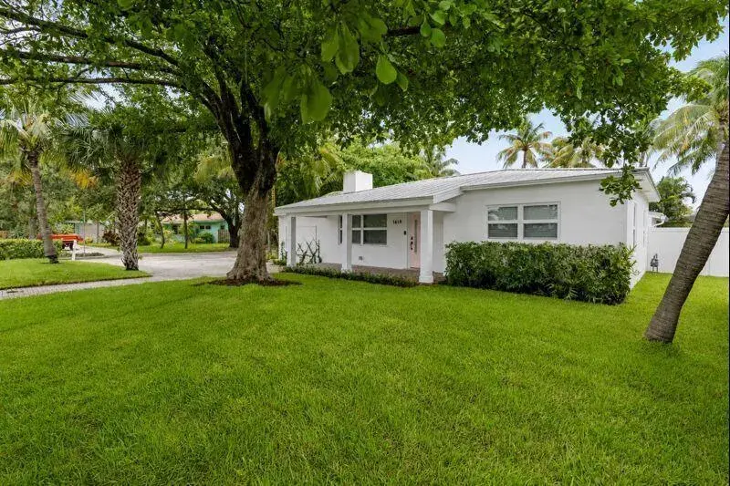 1619 NE 2ND Avenue, Delray Beach FL 33444