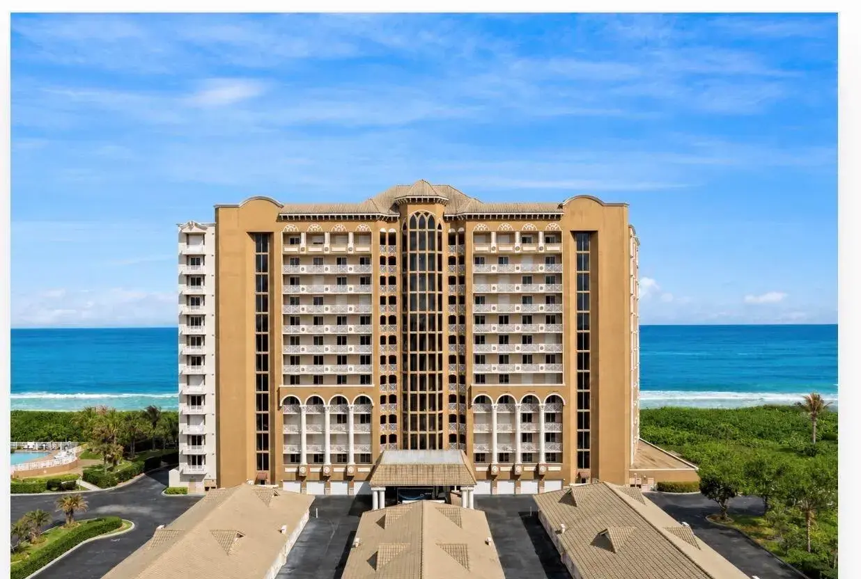 3 bedroom 2 bath for sale at 4160 N HIGHWAY A1A # 906A, Fort Pierce FL 34949