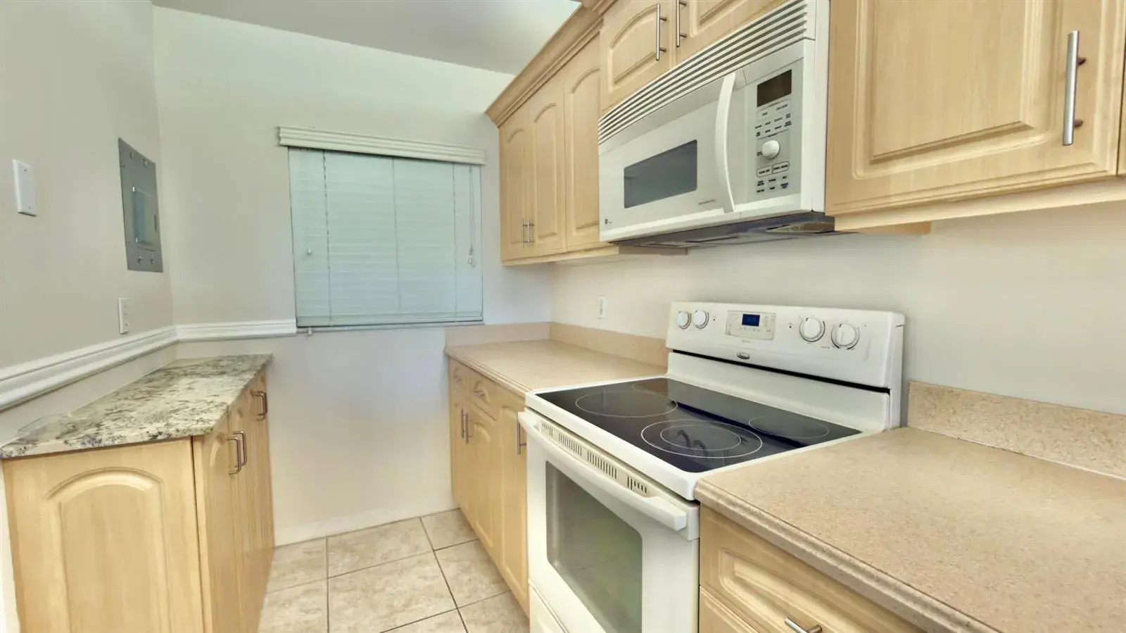 9311 ORANGE GROVE Drive # 402, Davie FL 33324