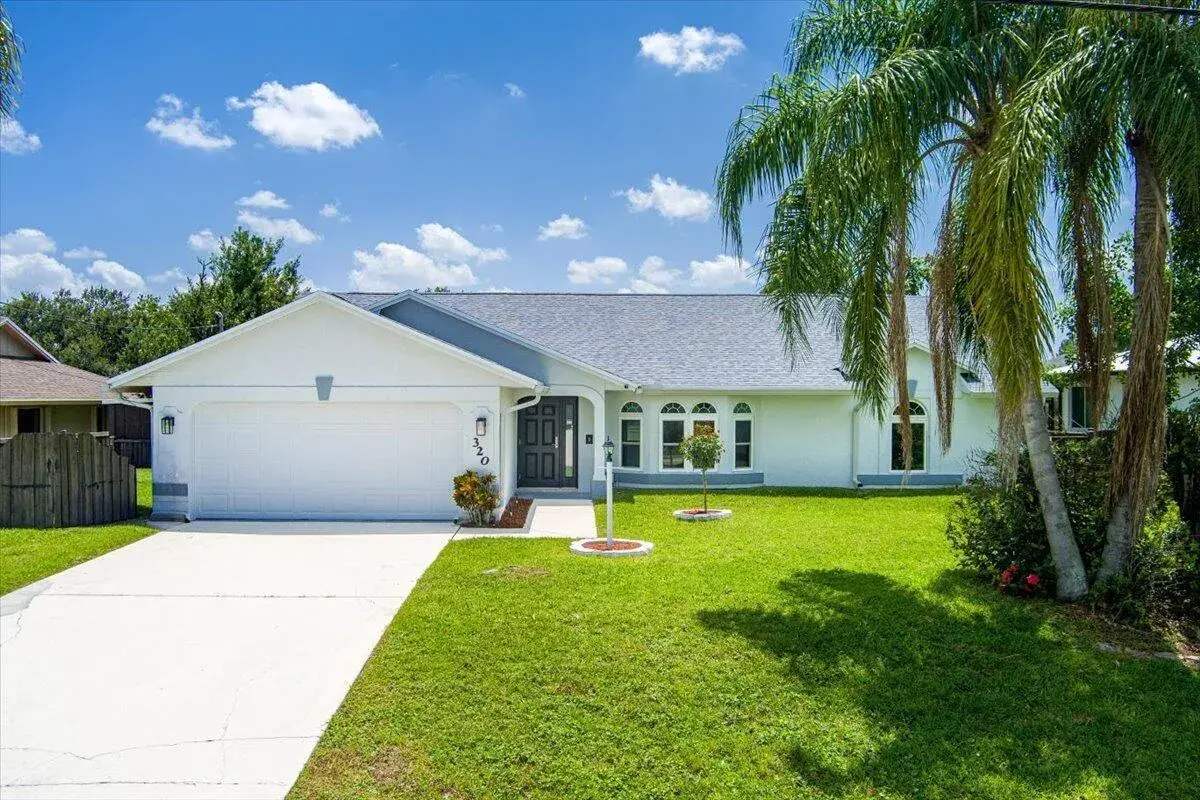320 NE Surfside Avenue, Port St. Lucie FL 34983