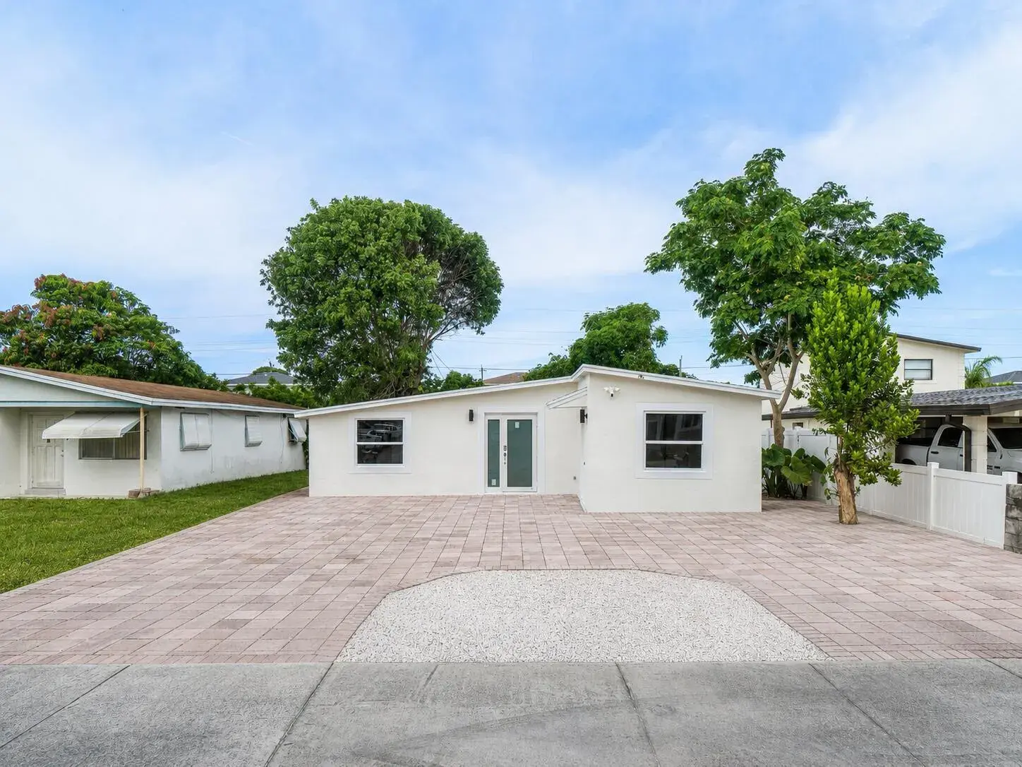 4 bedroom 3 bath Residential for sale at 325 SW 8TH Avenue, Delray Beach FL 33444