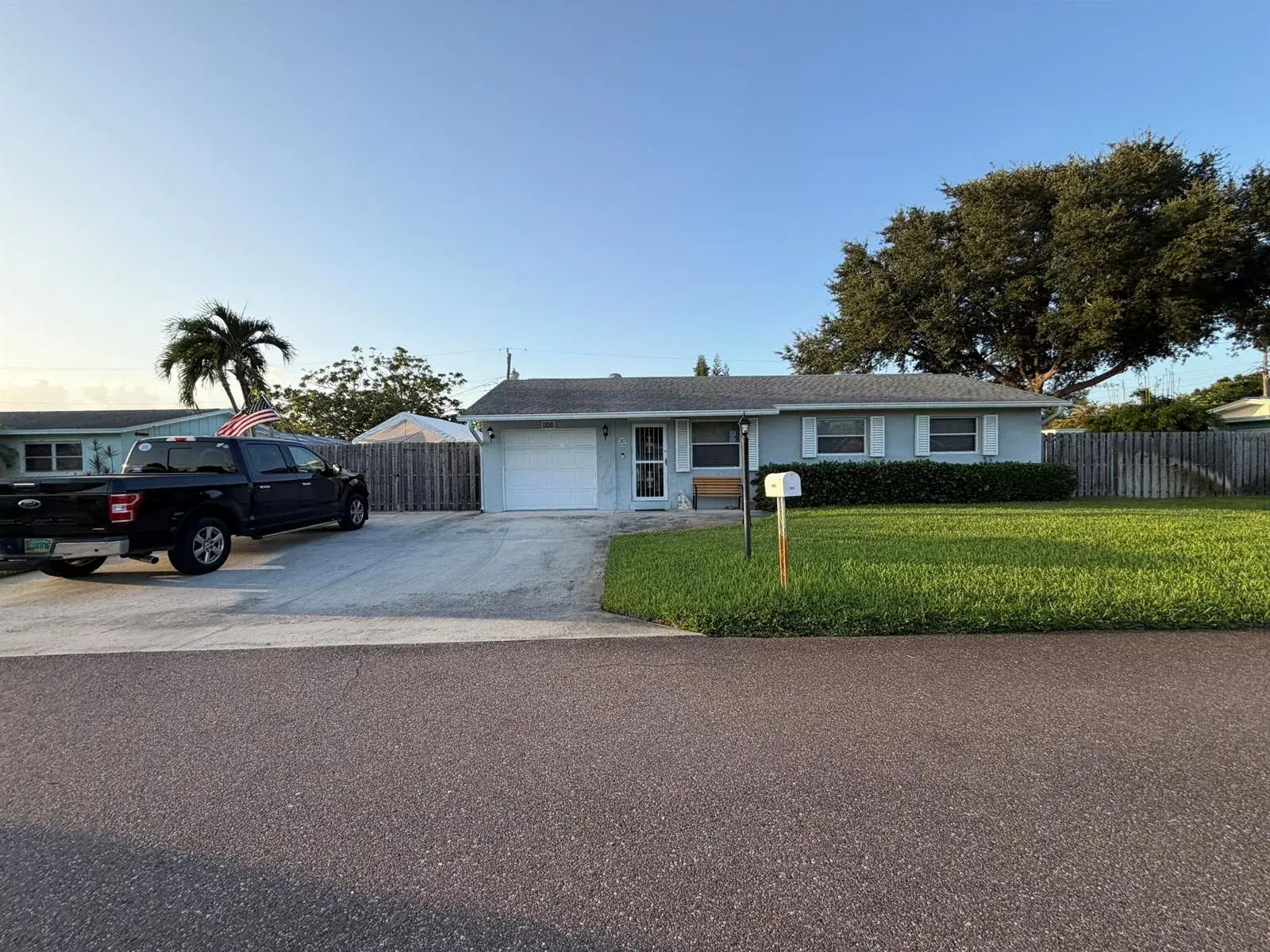 225 RIVER TERRACE Drive, Jupiter FL 33469