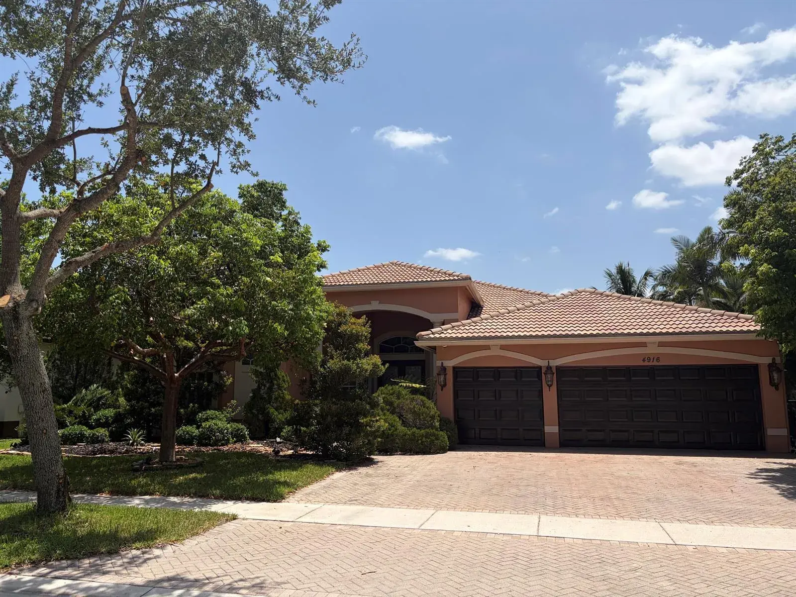 4 bedroom 3 bath Residential for sale at 4916 FOREST DALE Drive, Lake Worth FL 33449