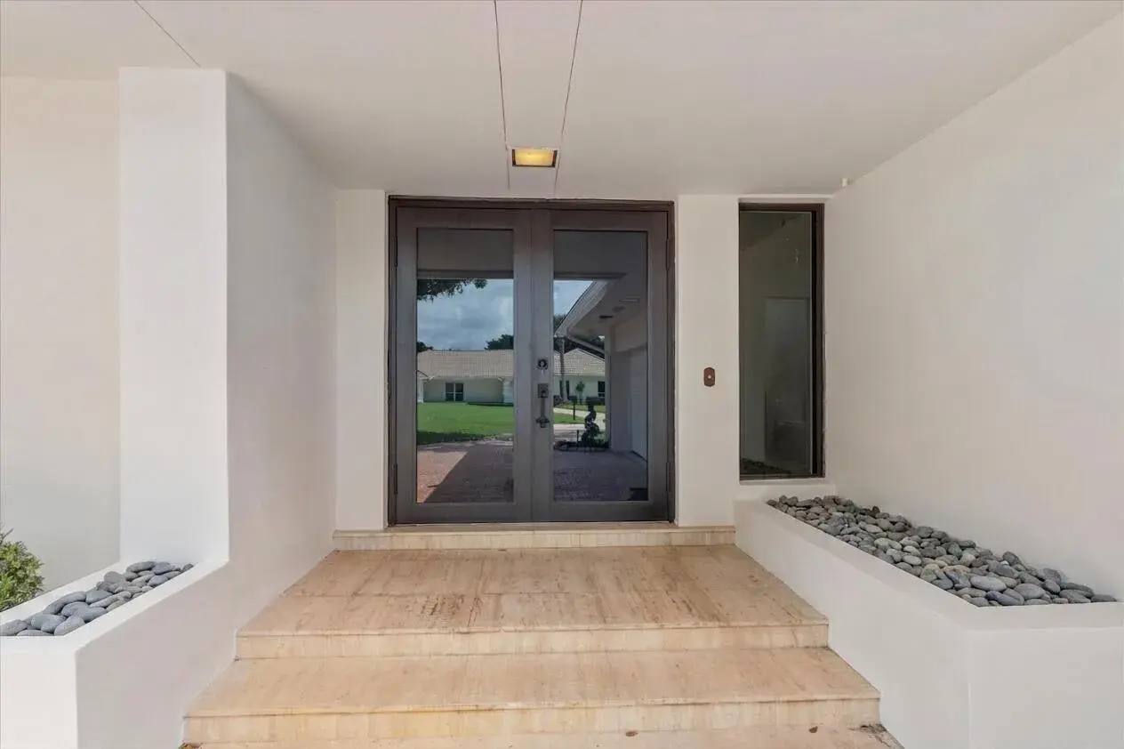 460 Glenbrook Drive, Atlantis FL 33462