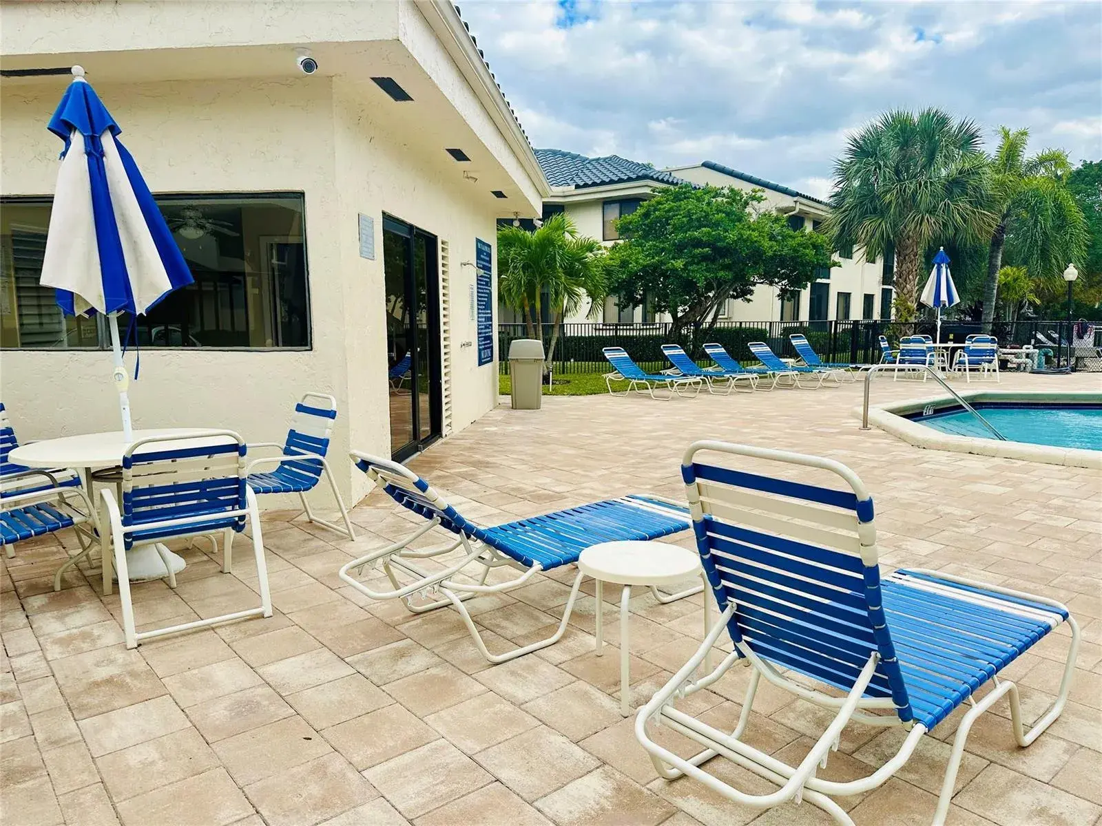 8142 NW 17th Manor, Plantation FL 33322