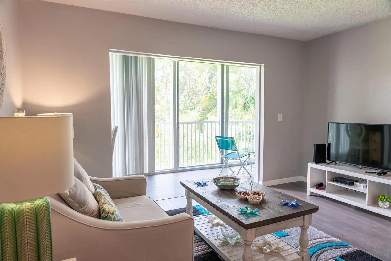 4 ABBEY Lane # 208, Delray Beach FL 33446