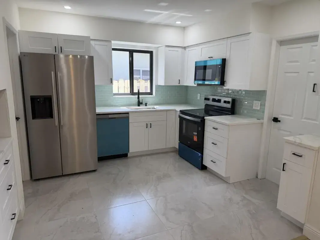 80 NE 48TH Street, Oakland Park FL 33334