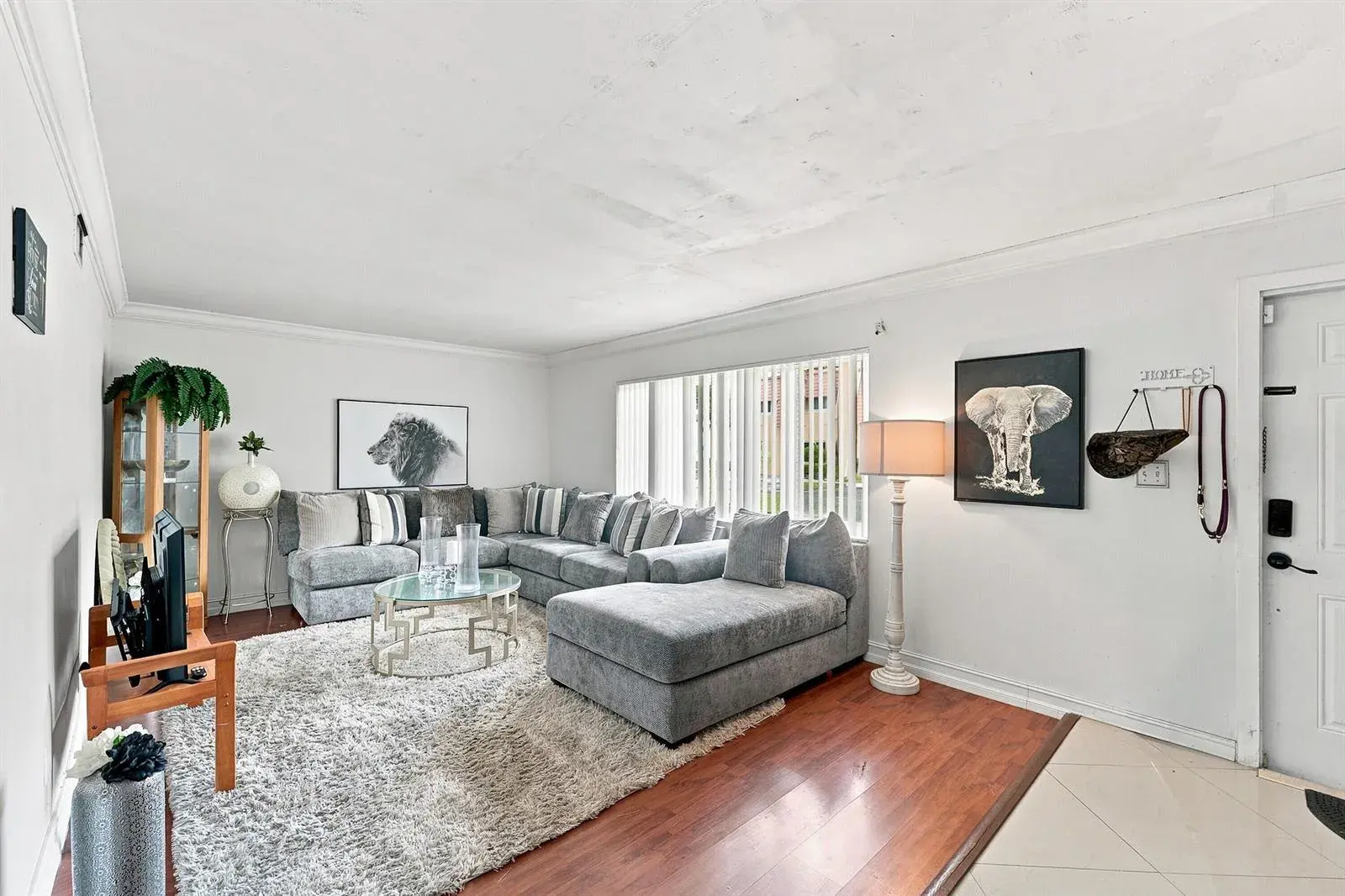 4 bedroom 2 bath Residential for sale at 6 Spinning Wheel Lane, Tamarac FL 33319