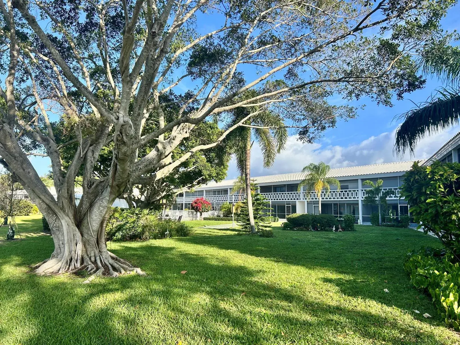 2 bedroom 2 bath Residential for sale at 331 TEQUESTA Drive # 216, Tequesta FL 33469