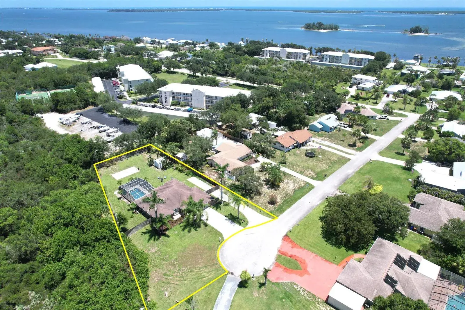 3 bedroom 2 bath Residential for sale at 7686 134th Street, Sebastian FL 32958