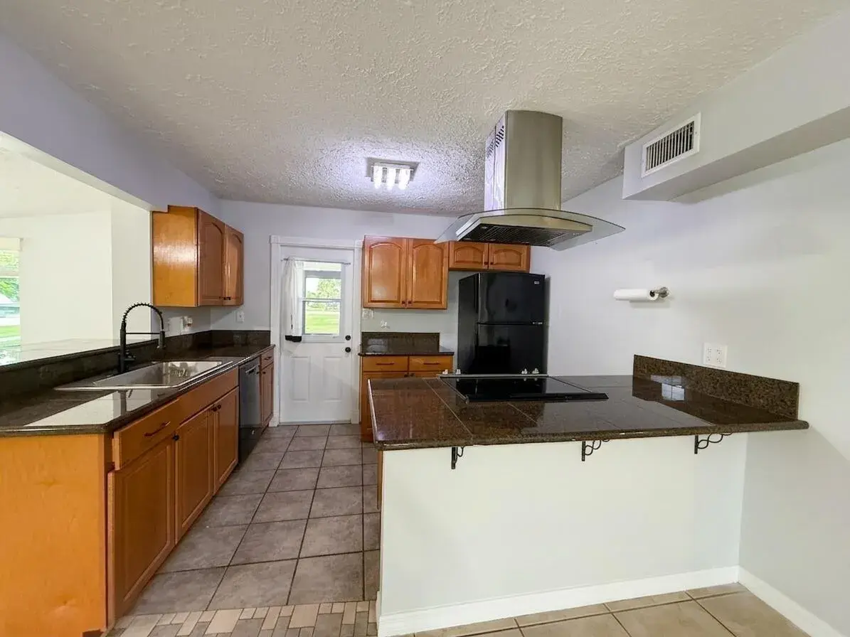 1480 6th Avenue, Vero Beach FL 32960