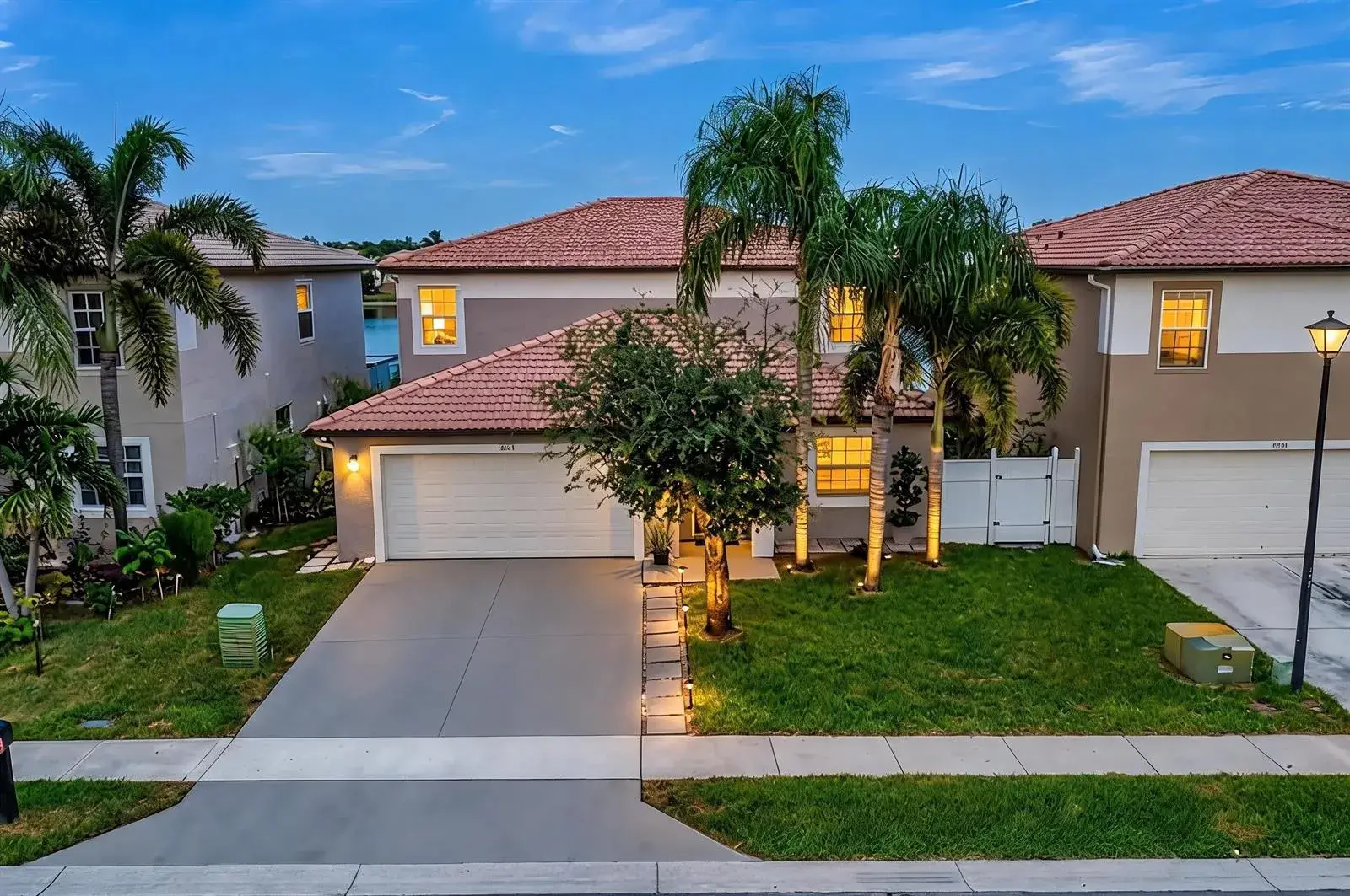 5 bedroom 2 bath Residential for sale at 6642 Rainwood Cove Lane, Lake Worth FL 33463