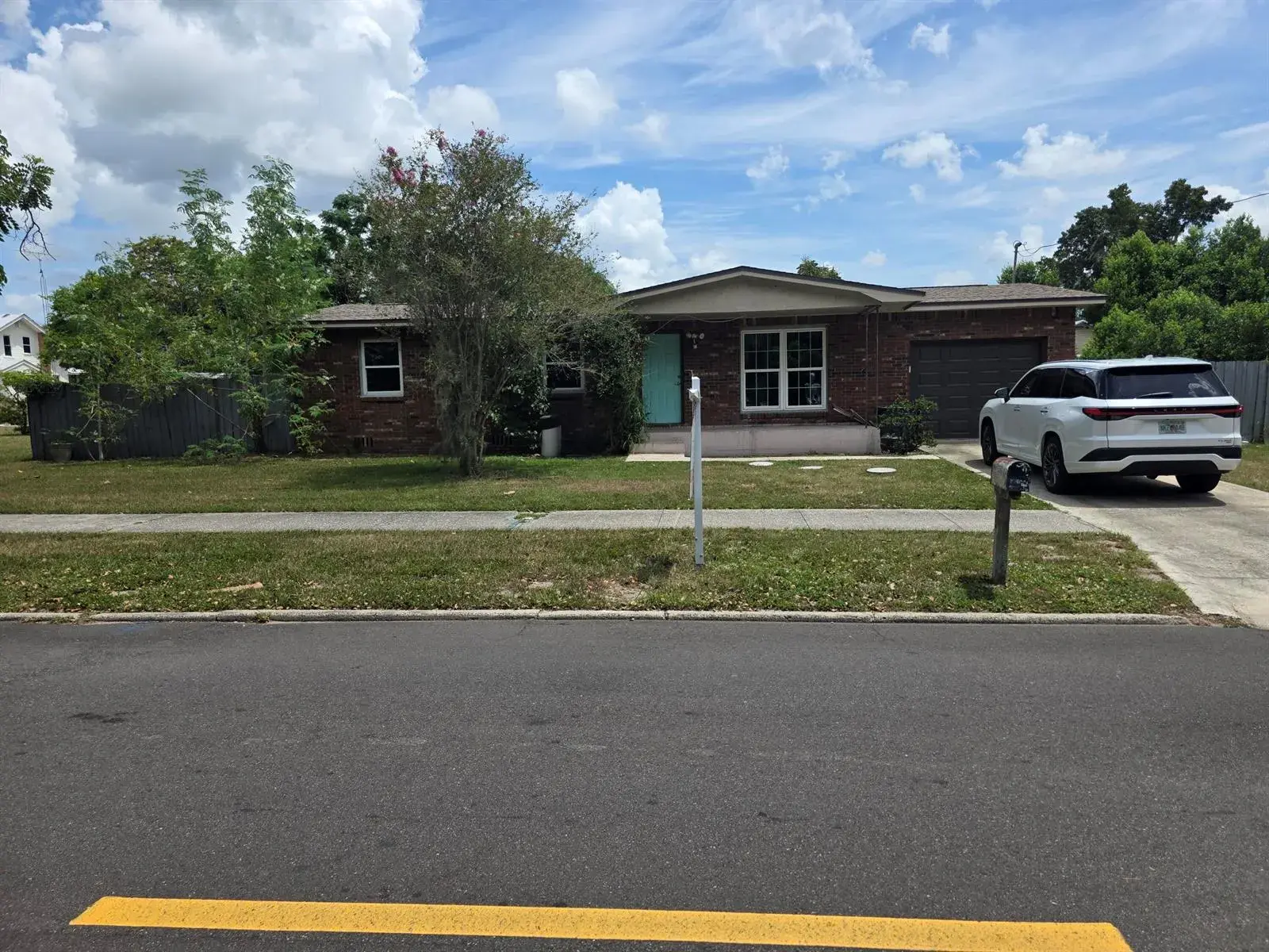 215 S Florida Avenue, FL 33825