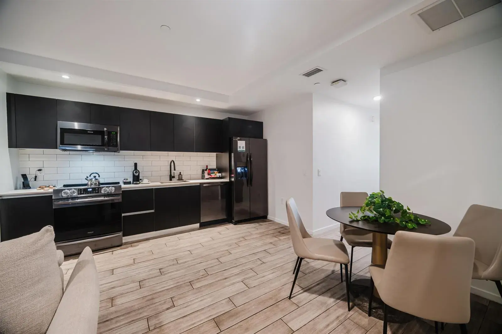 1 bedroom 1 bath Residential for sale at 398 NE 5TH Street # 1515, Miami FL 33132