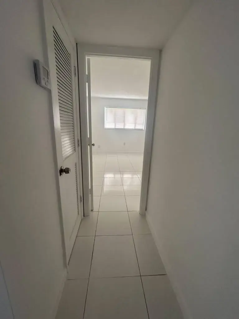 2881 N Pine Island Road # 208, Sunrise FL 33322