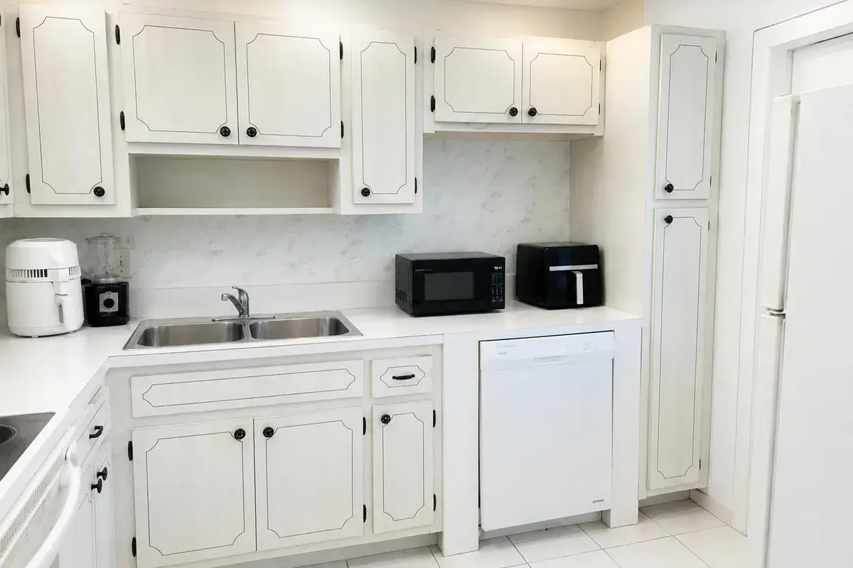 2200 Park Lane # 107, Hollywood FL 33021