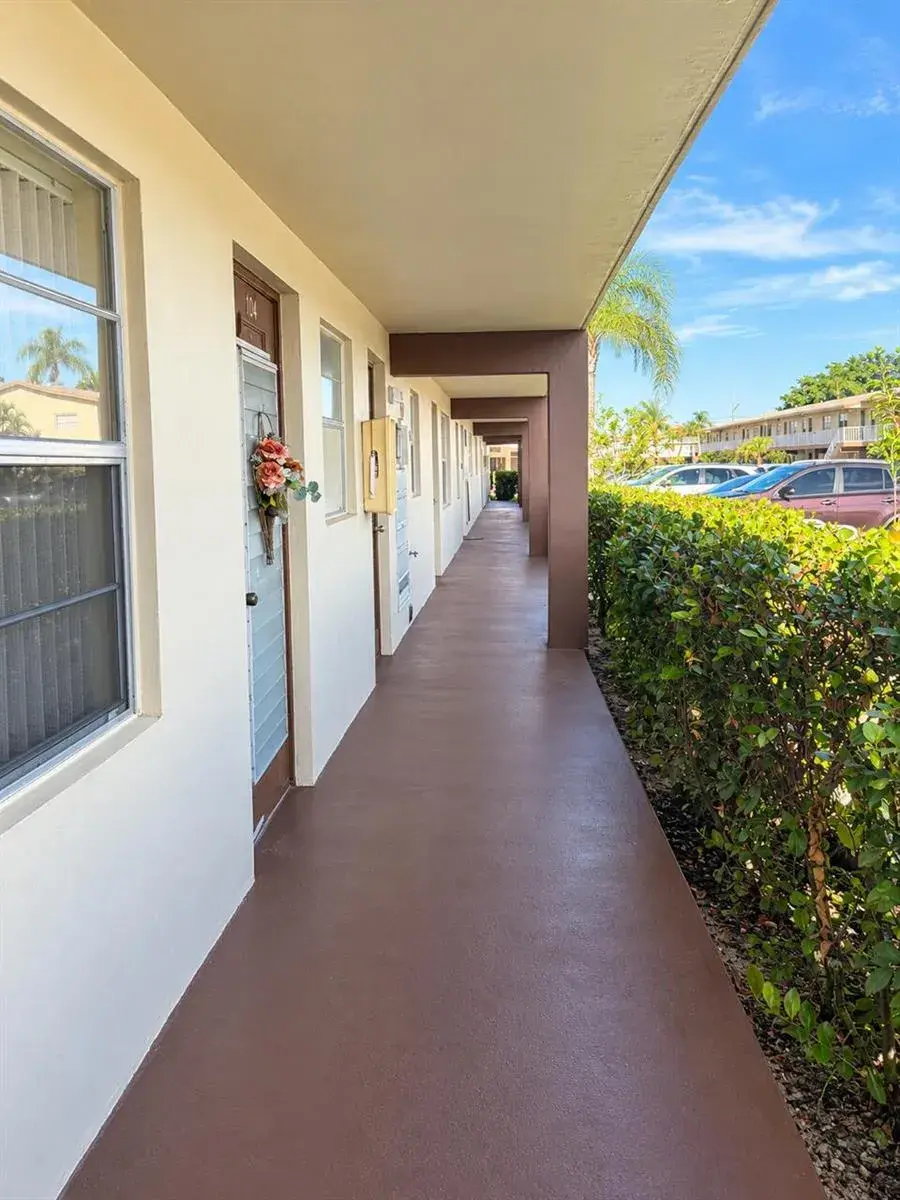 7500 NW 5TH Place # 104, Margate FL 33063