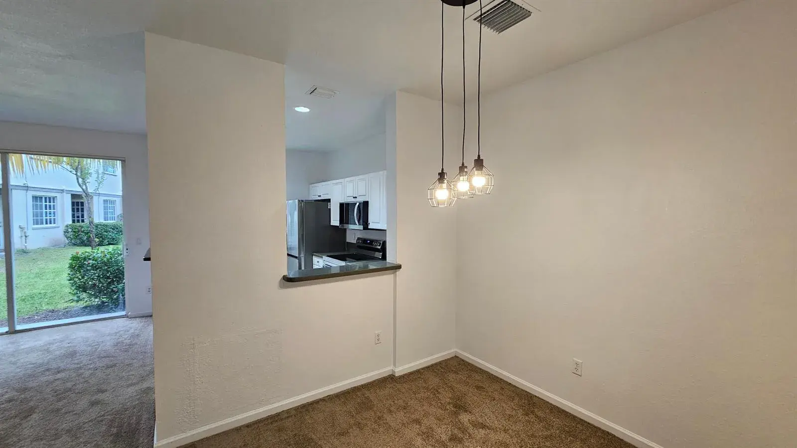 2022 ISLAND Drive, Riviera Beach FL 33404