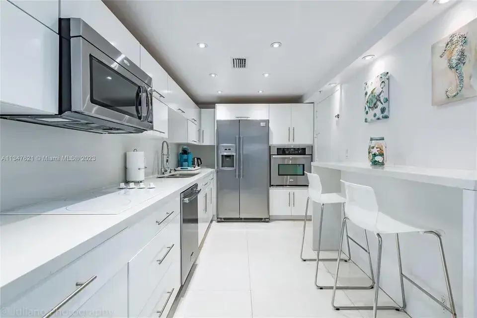 3901 S Ocean Drive # 2H, Hollywood FL 33019