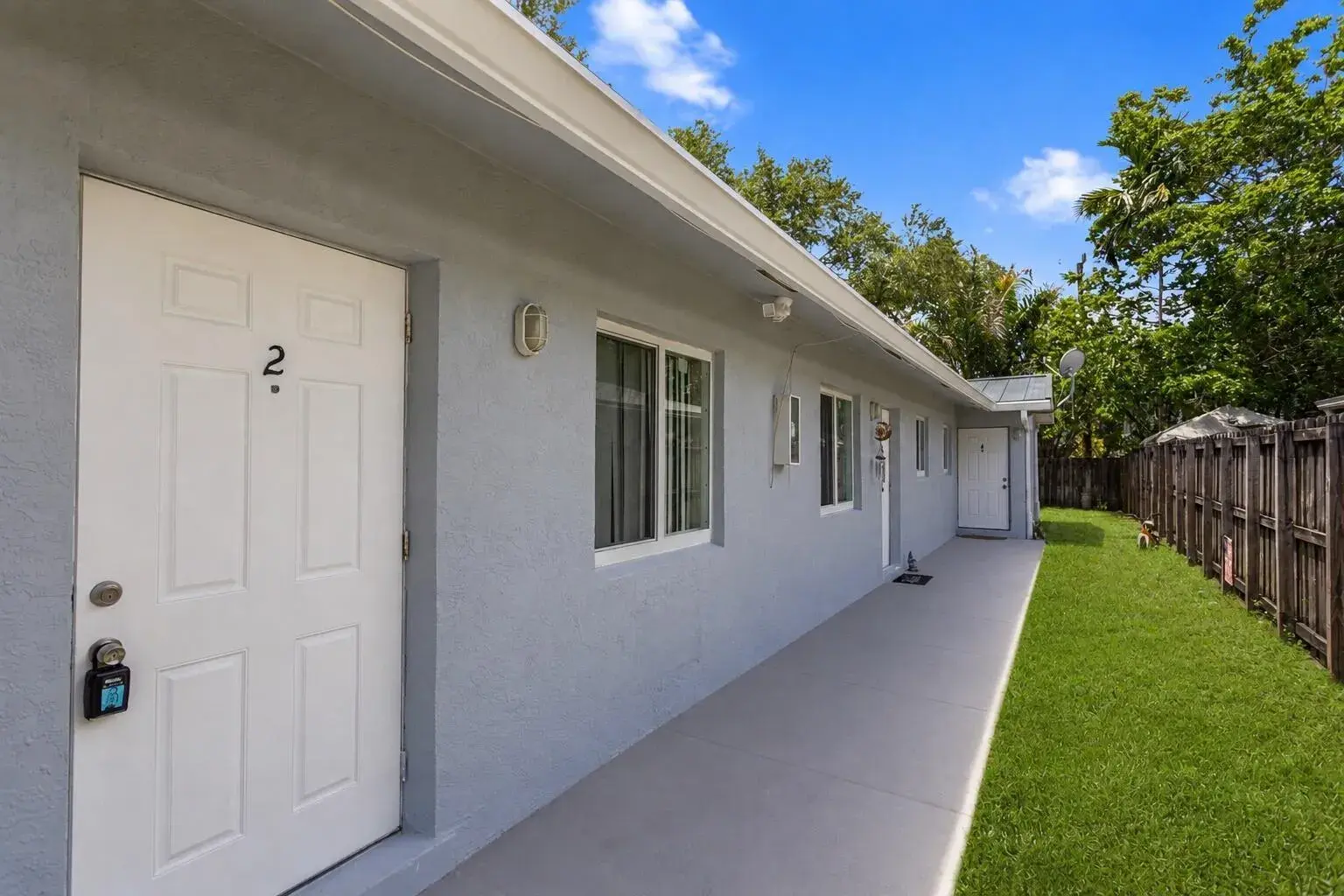 2 bedroom 1 bath Residential Lease for rent at 709 SW 13TH Avenue # 2, Fort Lauderdale FL 33312
