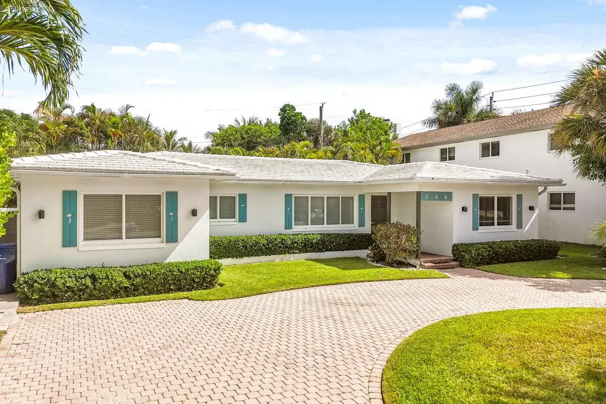 1182 Beach Road, Singer Island FL 33404