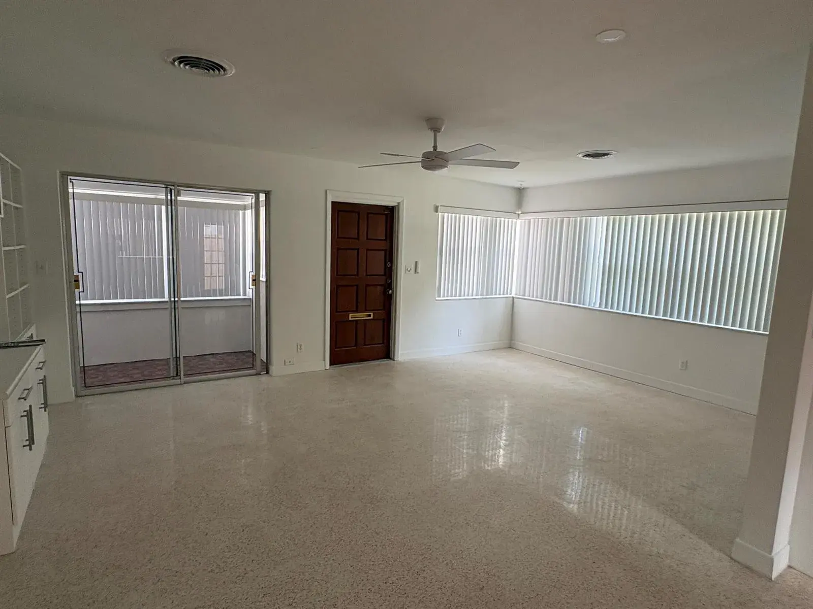2 bedroom 2 bath Residential Lease for rent at 1923 ADAMS Street, Hollywood FL 33020