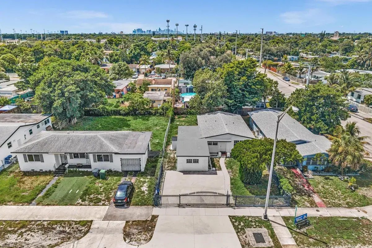 446 NW 119TH Street, Miami FL 33168