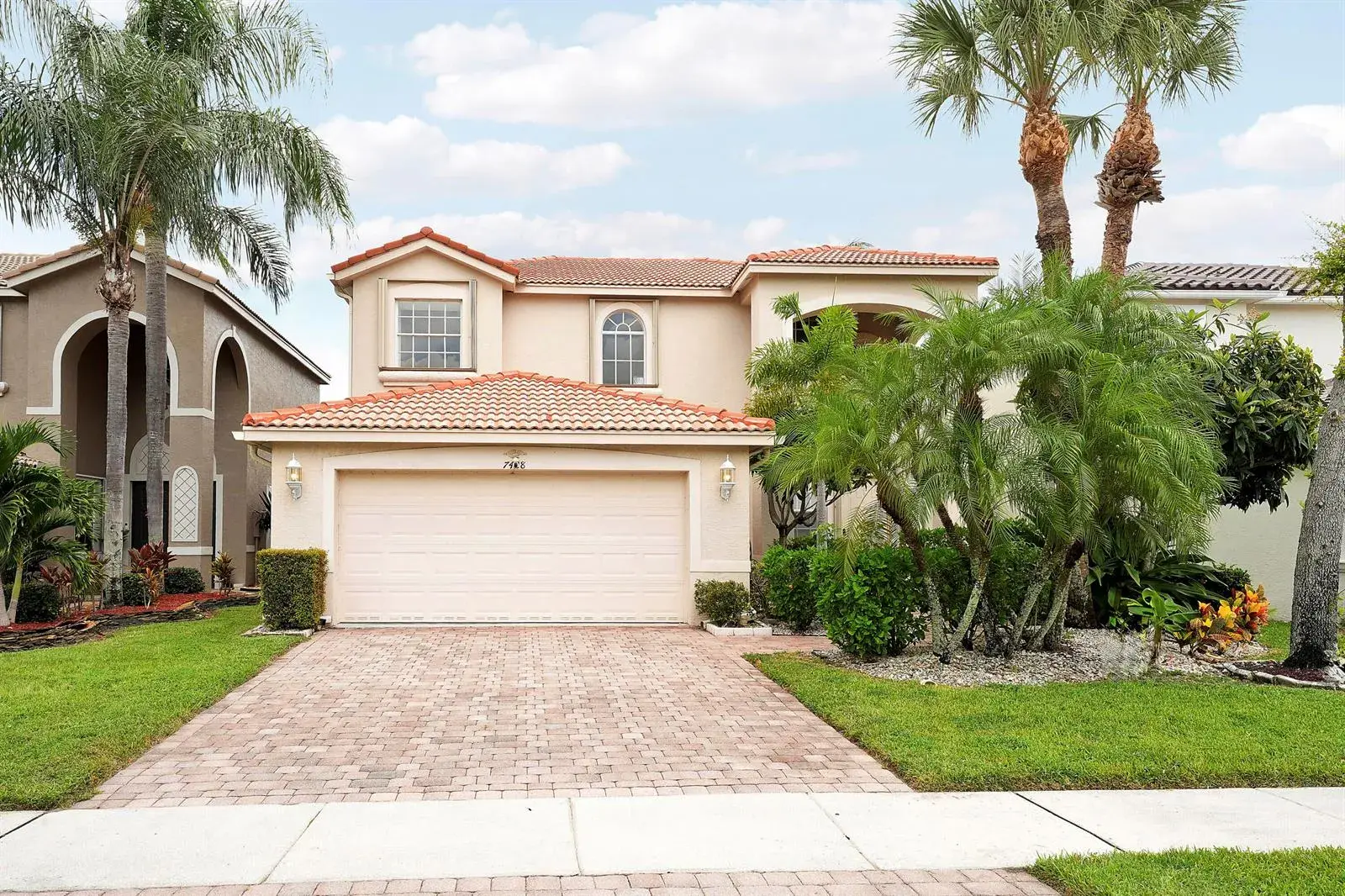 5 bedroom 3 bath Residential for sale at 7428 VIA LURIA, Lake Worth FL 33467