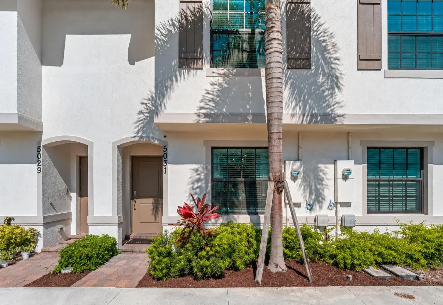 2 bedroom 2 bath Residential for sale at 5031 Genove Place, Riviera Beach FL 33410