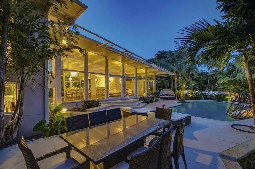 6 bedroom 7 bath Residential Lease for rent at 28 PELICAN Drive, Fort Lauderdale FL 33301