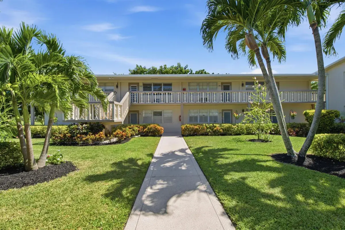 489 Tilford W, Deerfield Beach FL 33442