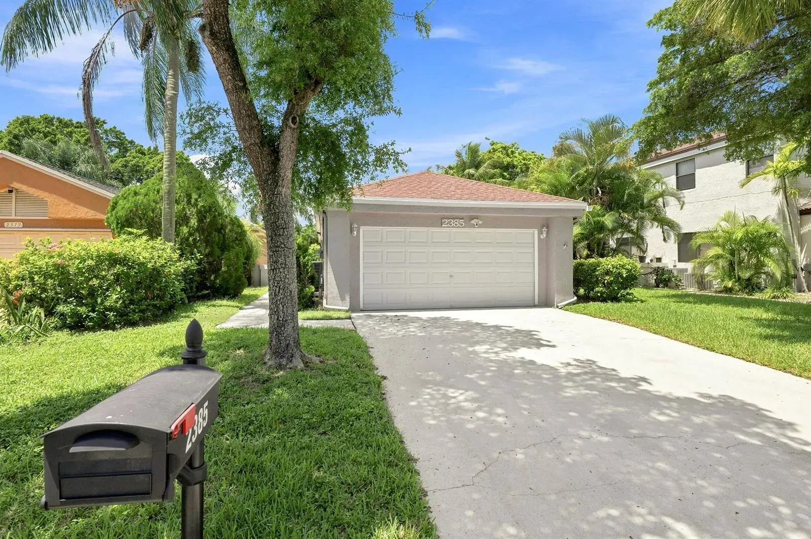 3 bedroom 2 bath Residential for sale at 2385 NW 34TH Terrace, Coconut Creek FL 33066