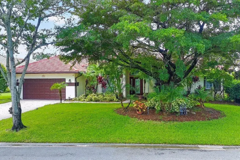 4 bedroom 2 bath Residential for sale at 913 SW LIGHTHOUSE Drive, Palm City FL 34990