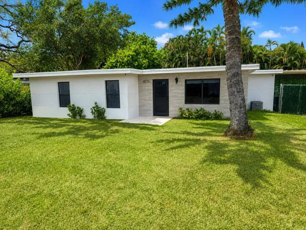 3 bedroom 2 bath Residential for sale at 4919 SW 28th Avenue, Fort Lauderdale FL 33312