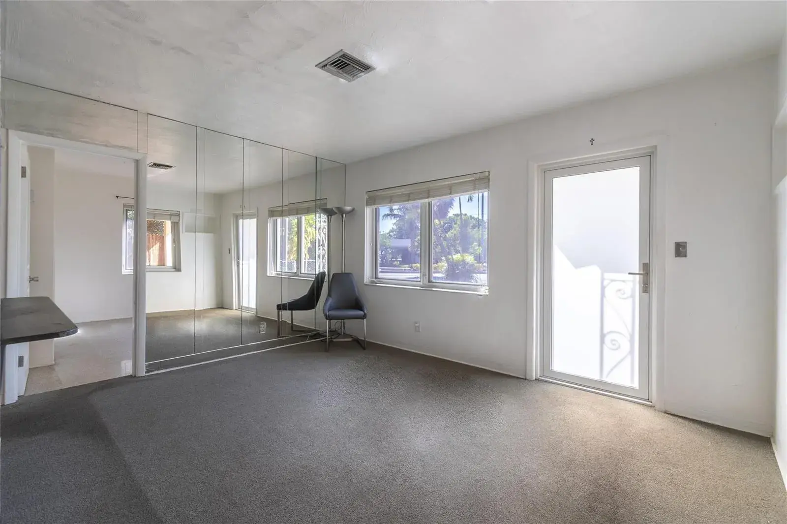 4720 N Andrews Avenue, Oakland Park FL 33309