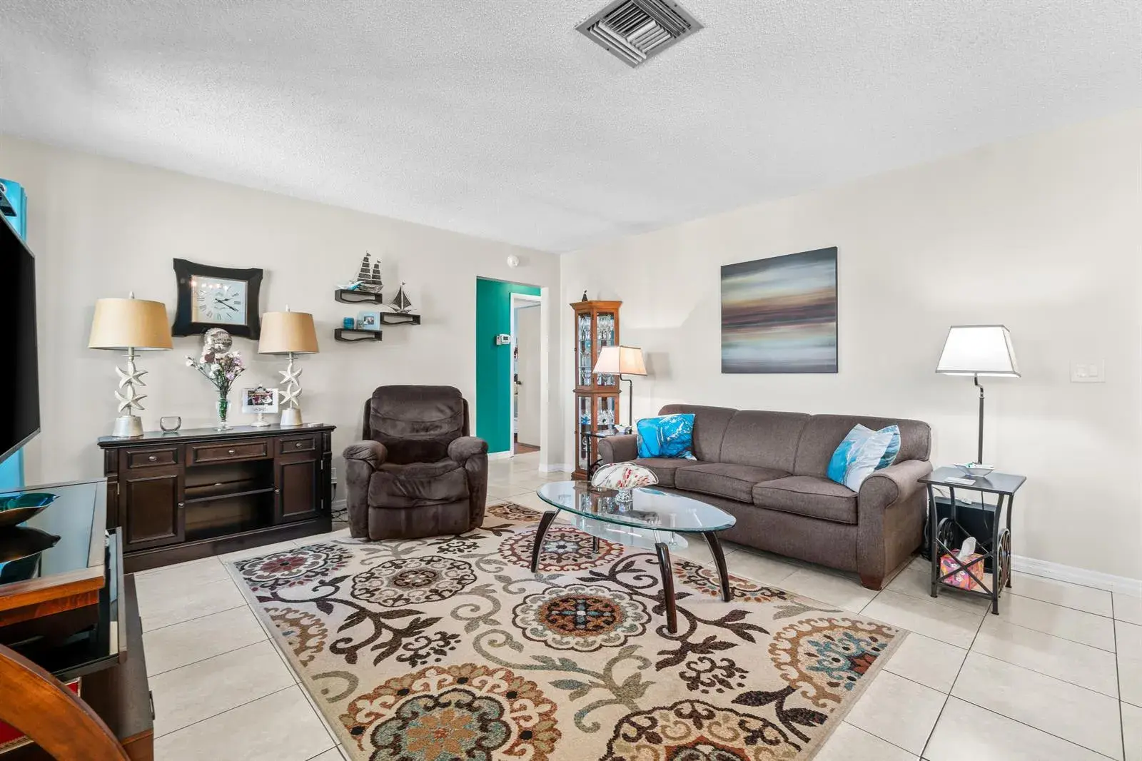 3589 La Aires Court # 2, FL 33463