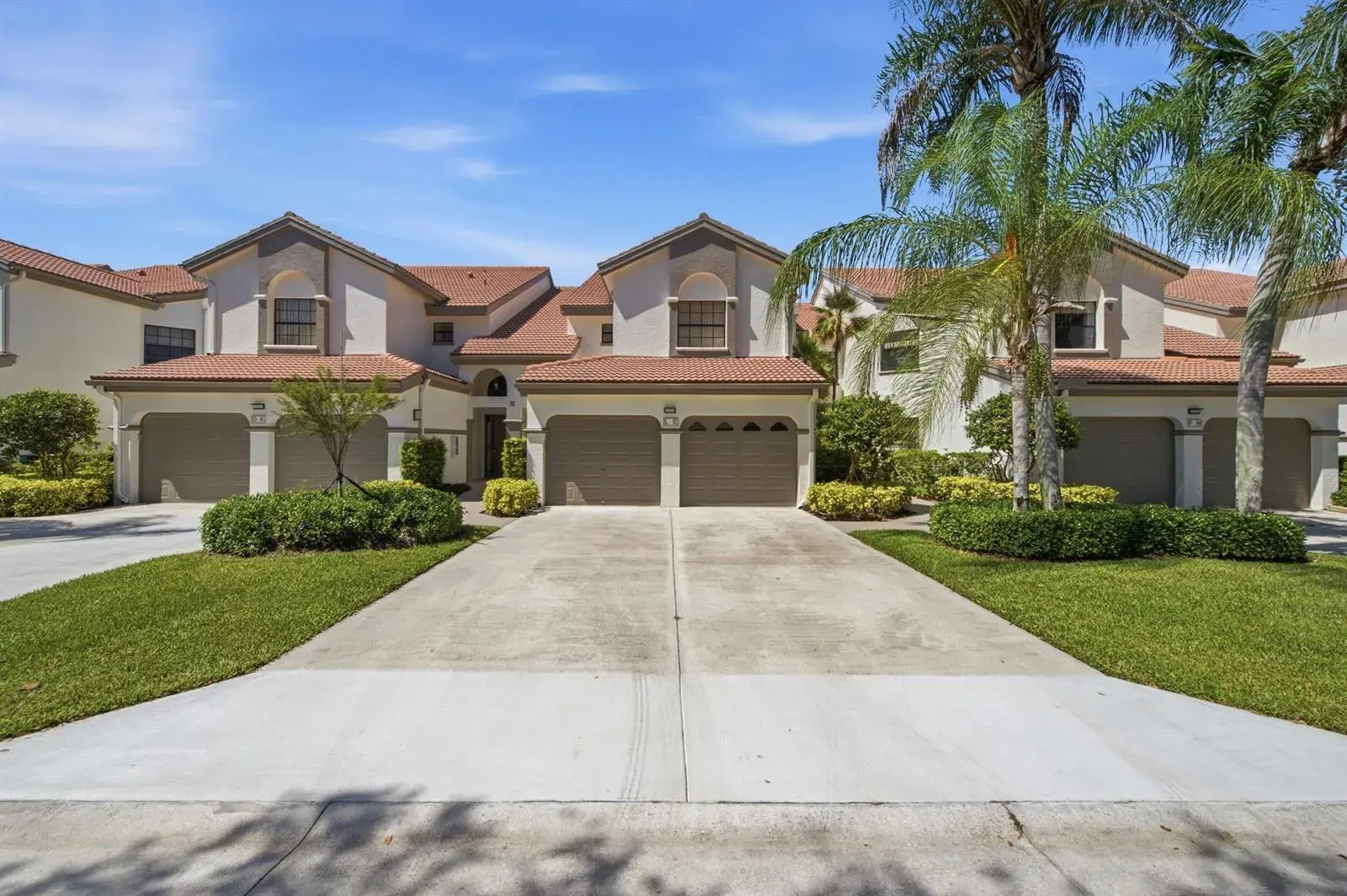 2 bedroom 2 bath Residential for sale at 5219 EUROPA Drive, Boynton Beach FL 33437