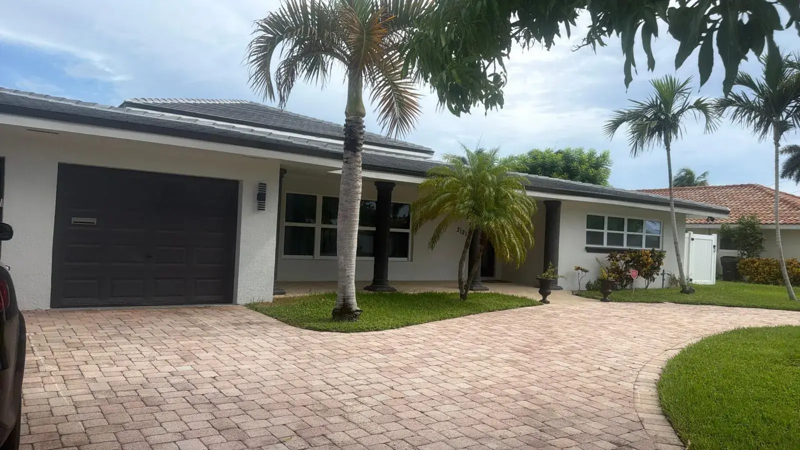 4 bedroom 4 bath Residential for sale at 2121 NE 29TH Street, Lighthouse Point FL 33064