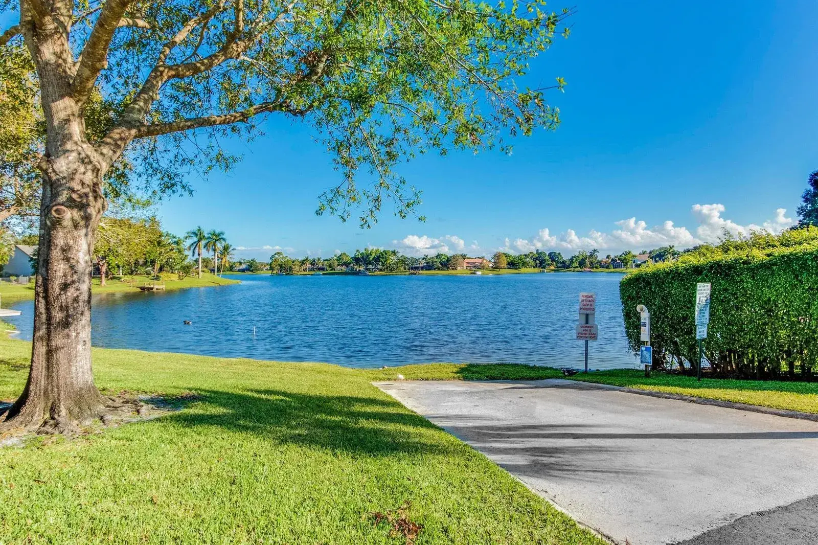 13053 Meadowbreeze Drive, Wellington FL 33414