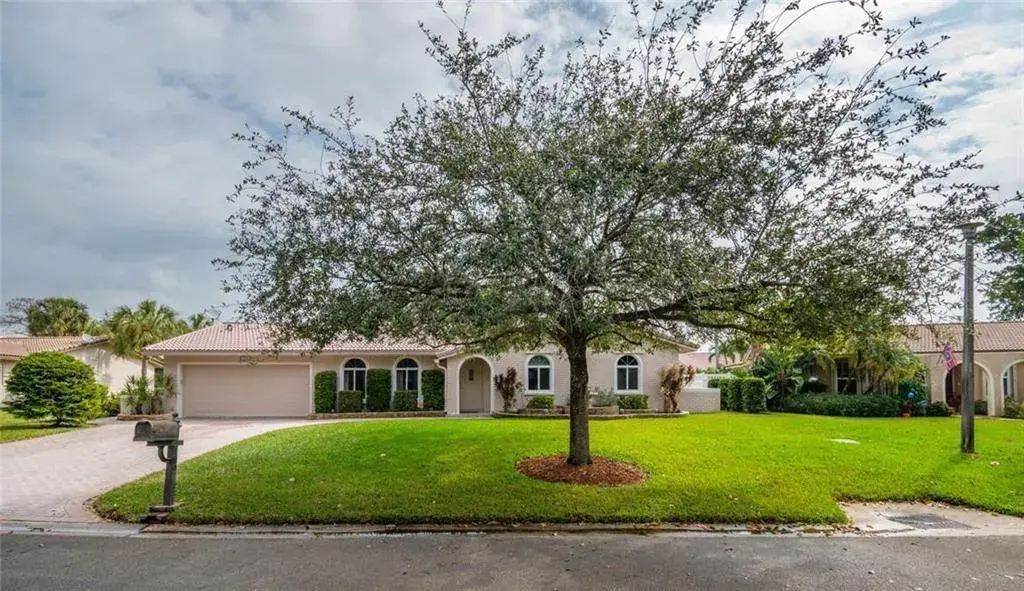 4 bedroom 2 bath Residential for sale at 2109 NW 87TH Terrace, Coral Springs FL 33071