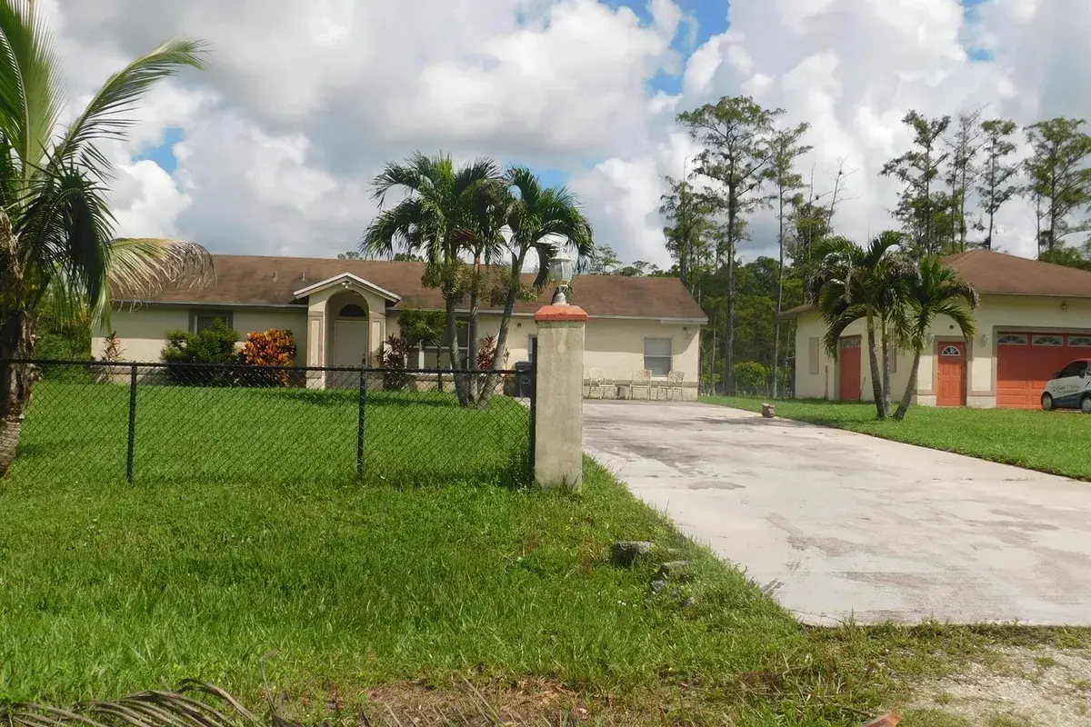 16407 80TH Street N, FL 33470