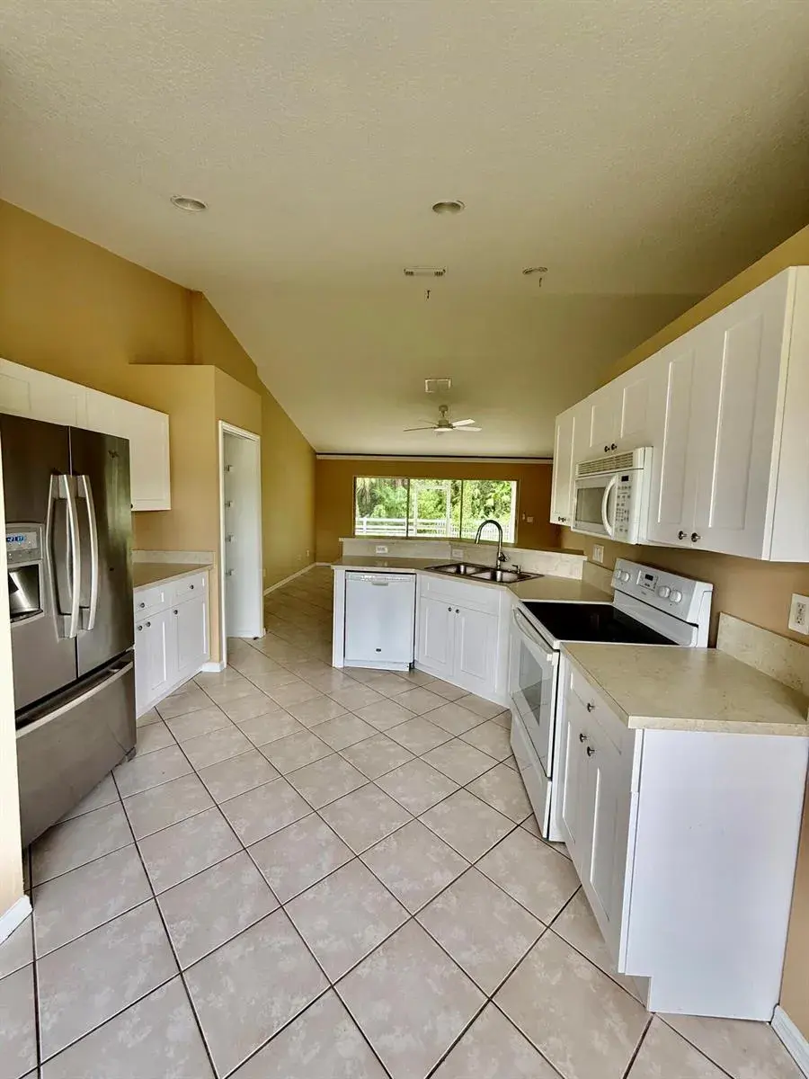 1842 SW Leafy Road, Port St. Lucie FL 34953